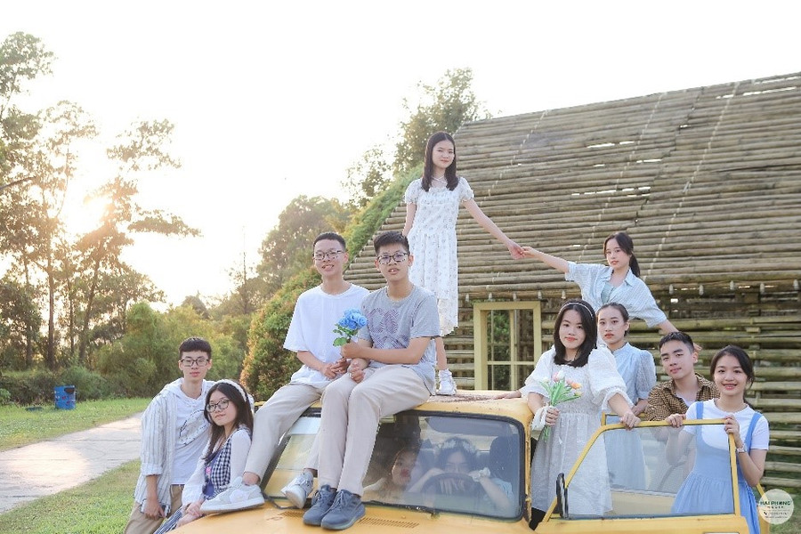 Các em học sinh Trường THCS Cầu Giấy luôn biết kết hợp hài hòa giữa thời gian học tập và các hoạt động khác. Các em học sinh Trường THCS Cầu Giấy luôn biết kết hợp hài hòa giữa thời gian học tập và các hoạt động khác.