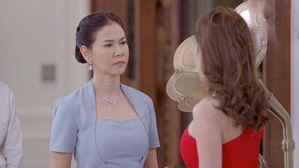  Sau cú va chạm, mẹ người yêu ỷ mình bị nặng hơn nên đổ hết trách nhiệm lên đầu em. (Ảnh minh họa).