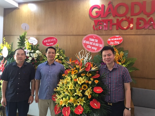 Phó Chánh Thanh tra Bộ GD&ĐT Nguyễn Đức Cường chúc mừng Báo nhân Ngày 21/6