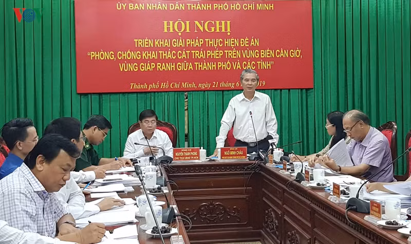 Toàn cảnh hội nghị.