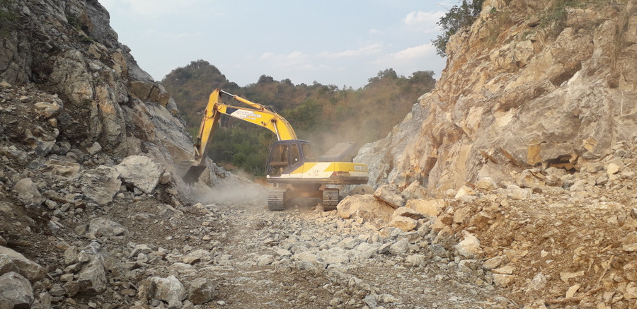 Khi chưa có đánh giá tác động môi trường, Sơn La đã rầm rộ triển khai một số hạng mục của dự án nghĩa trang Khi chưa có đánh giá tác động môi trường, Sơn La đã rầm rộ triển khai một số hạng mục của dự án nghĩa trang