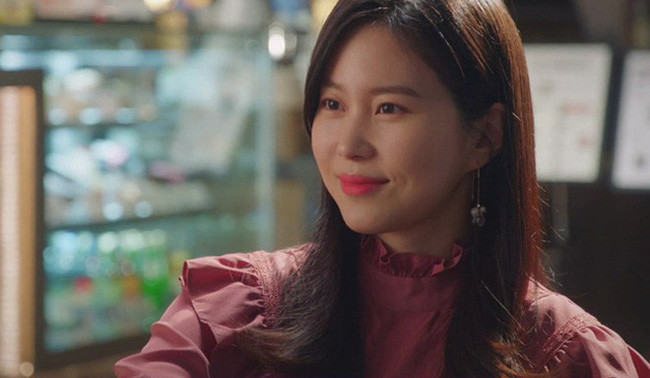 Mẹ chồng thường ngày chỉ thương dâu cả, đến lúc ốm đau mới biết ai tốt ai xấu, xót xa cho dâu út thì đã muộn - Ảnh 2. Mẹ chồng thường ngày chỉ thương dâu cả, đến lúc ốm đau mới biết ai tốt ai xấu, xót xa cho dâu út thì đã muộn - Ảnh 2.