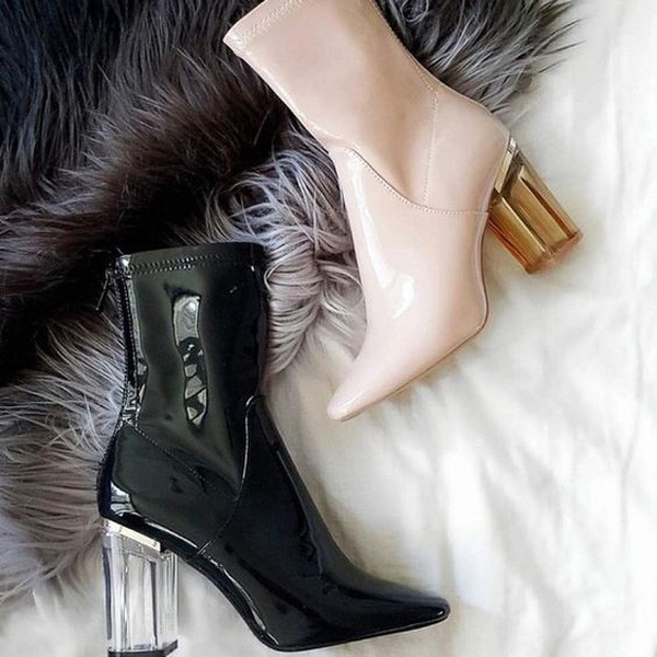Nàng nào chẳng mê diện boots mùa lạnh, nhưng để sắm được đôi chuẩn mốt thì hãy xem ngay 4 gợi ý này - Ảnh 12. Nàng nào chẳng mê diện boots mùa lạnh, nhưng để sắm được đôi chuẩn mốt thì hãy xem ngay 4 gợi ý này - Ảnh 12.