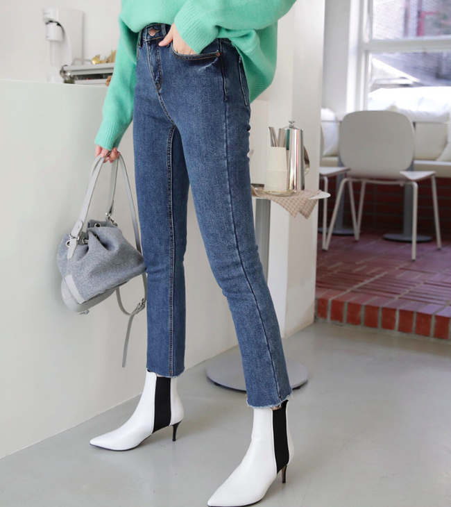 Nàng nào chẳng mê diện boots mùa lạnh, nhưng để sắm được đôi chuẩn mốt thì hãy xem ngay 4 gợi ý này - Ảnh 6. Nàng nào chẳng mê diện boots mùa lạnh, nhưng để sắm được đôi chuẩn mốt thì hãy xem ngay 4 gợi ý này - Ảnh 6.