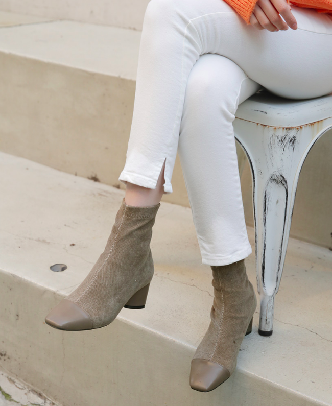 Nàng nào chẳng mê diện boots mùa lạnh, nhưng để sắm được đôi chuẩn mốt thì hãy xem ngay 4 gợi ý này - Ảnh 5. Nàng nào chẳng mê diện boots mùa lạnh, nhưng để sắm được đôi chuẩn mốt thì hãy xem ngay 4 gợi ý này - Ảnh 5.