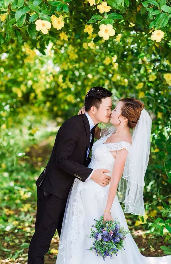 Sau màn tút tát lại nhan sắc, cô dâu 62 lại gây sốc khi gửi tâm thư xin lỗi chồng 26 - Ảnh 3.