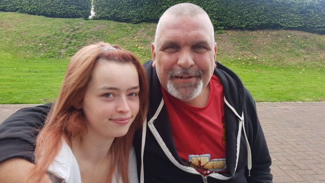 Người đàn ông bị đuổi khỏi quê nhà sau khi cưới một đối tượng “không thể chấp nhận được” - Ảnh 1. Người đàn ông bị đuổi khỏi quê nhà sau khi cưới một đối tượng “không thể chấp nhận được” - Ảnh 1.