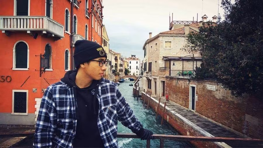 Sinh viên Vũ Anh Tuấn K2 ngành Quản lý tài nguyên và Môi trường thực tập tại Hochschule Weihenstepphan – Triesdorf - Đức