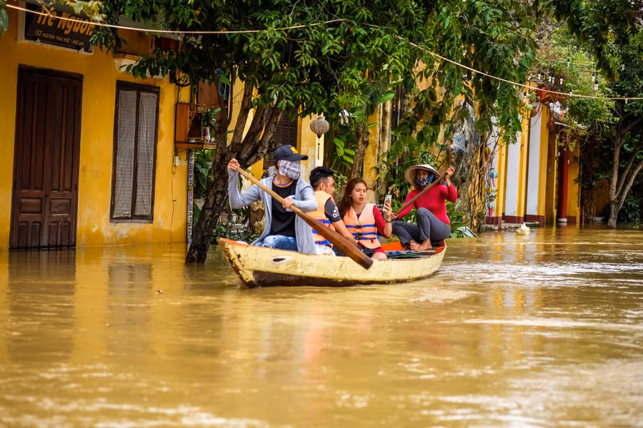 Du lịch Hội An mùa lụt