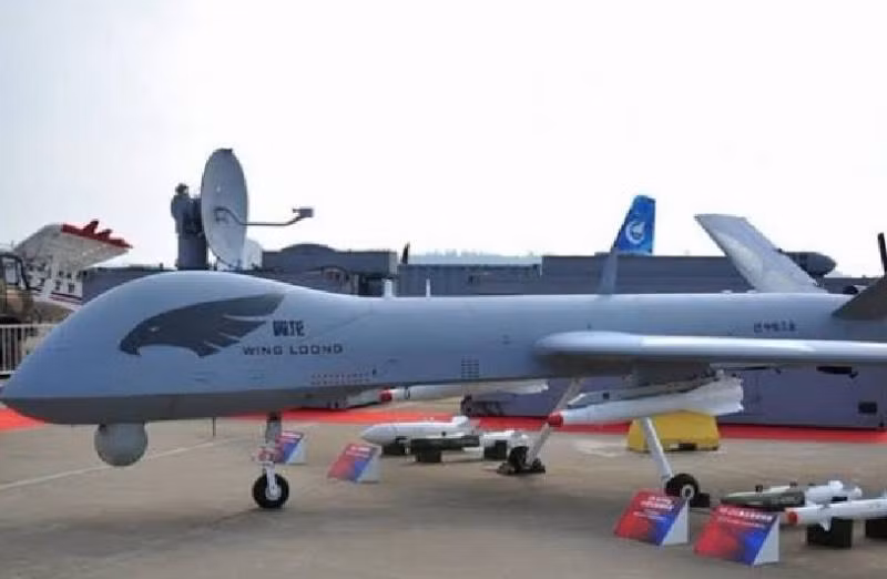 Máy bay không người lái tấn công “Wing Loong II”.