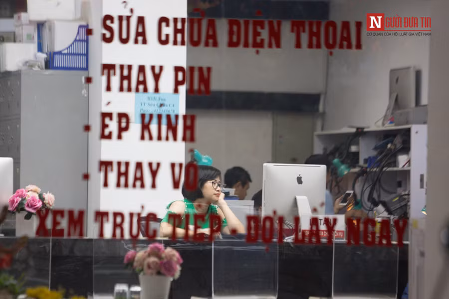 6 tháng ông chủ bị truy nã, chuỗi cửa hàng Nhật Cường Mobile giờ ra sao? - Ảnh 10.