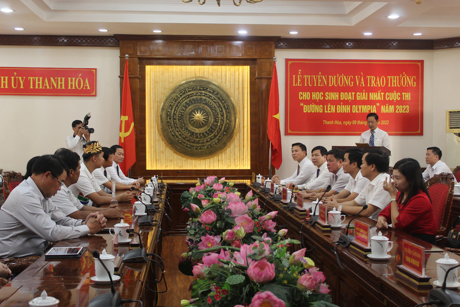 Quang cảnh buổi lễ. Ảnh: LT.