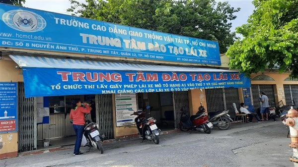 Hai trung tâm đào tạo sát hạch GPLX có sai phạm bị Tổng cục Đường bộ Việt Nam điểm mặt.