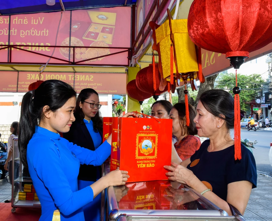 Bánh Trung thu Yến sào Khánh Hòa: Những yếu tố làm nên thành công