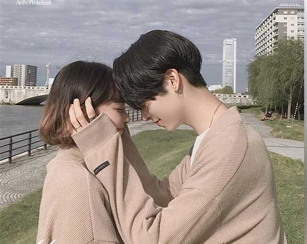 Nói những câu này vào thời điểm thích hợp sẽ khiến anh ấy càng yêu thương bạn