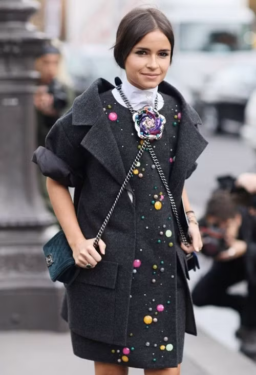 Mốt túi "song sinh" gây sốt trên sàn diễn thời trang thế giới ảnh 6