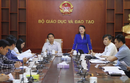 Thứ trưởng Bộ GD&ĐT Nguyễn Thị Nghĩa và Bí thư Trung ương Đoàn Nguyễn Ngọc Lương đã chủ trì cuộc họp bàn về các giải pháp phòng, chống bạo lực học đường. Thứ trưởng Bộ GD&ĐT Nguyễn Thị Nghĩa và Bí thư Trung ương Đoàn Nguyễn Ngọc Lương đã chủ trì cuộc họp bàn về các giải pháp phòng, chống bạo lực học đường.