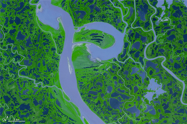 Chữ P: Vùng châu thổ Sông Mackenzie, Canada Chữ P: Vùng châu thổ Sông Mackenzie, Canada