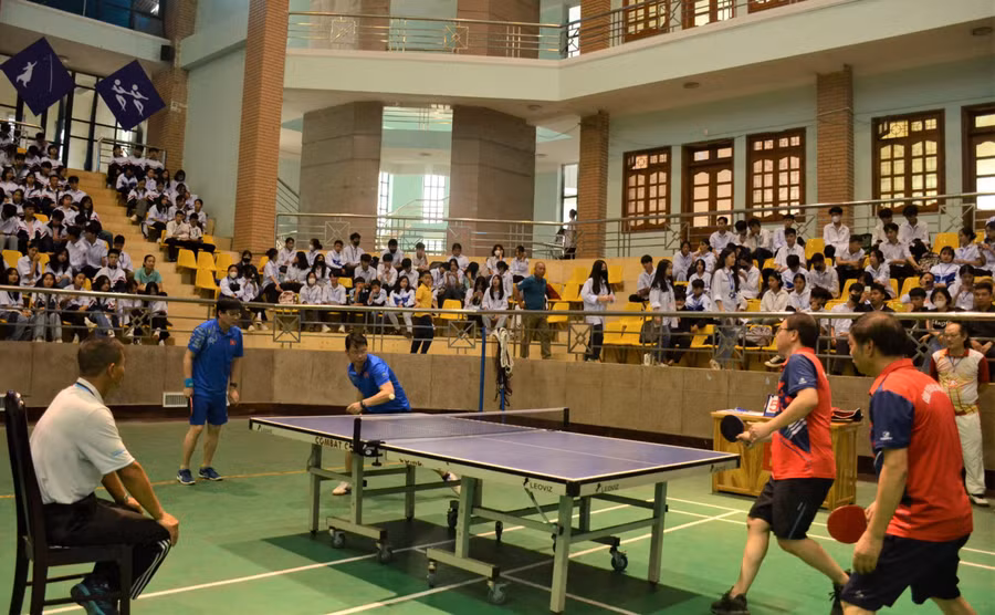 Các Vận động viên thi đấu môn bóng bàn.