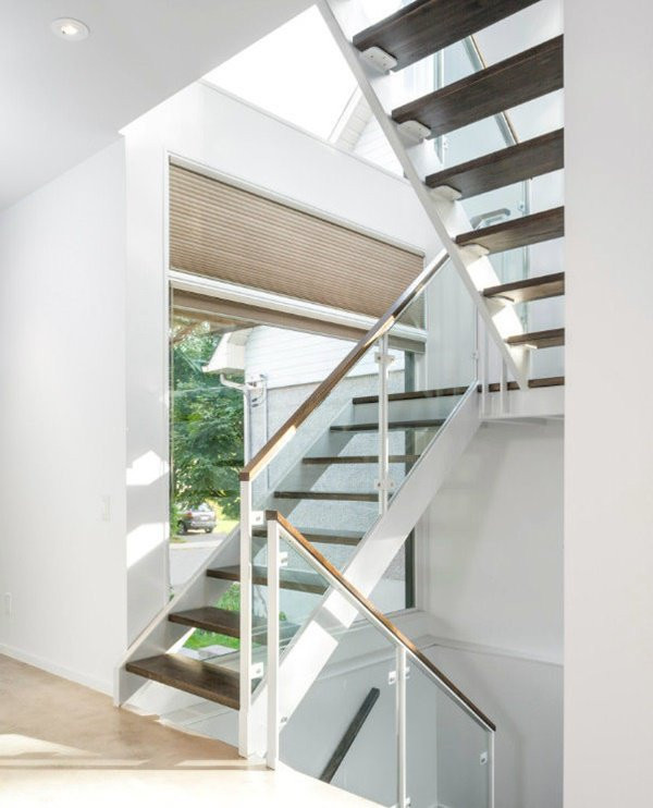 Những mẫu cầu thang nhà ống 2 tầng hứa hẹn “làm mưa làm gió” năm 2020 ảnh 12 nhung mau cau thang nha ong 2 tang hua hen “lam mua lam gio” trong nam 2020 - 13