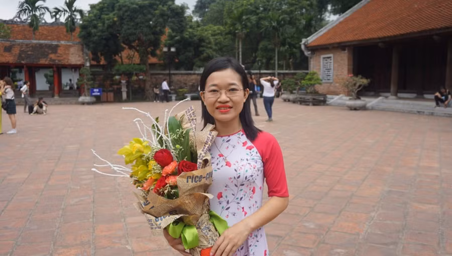 Cô giáo trẻ tâm huyết với nghề