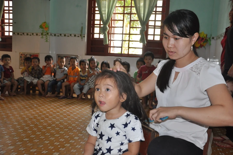 Nhờ sự chung tay hỗ trợ của cộng đồng xã hội, con em học sinh Lý Sơn ngày càng có điều kiện học tập tốt hơn