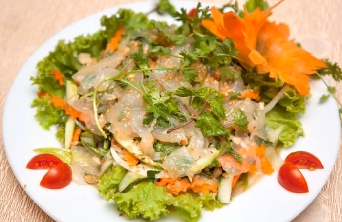 chong ngan ngay tet voi nom sua tai heo gion san sat 1