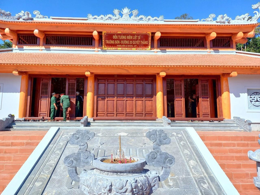 Đây là nơi thăm viếng, tưởng niệm, tri ân các chiến sĩ đã ngã xuống vì sự nghiệp bảo vệ độc lập tự do và thống nhất Tổ quốc. Đây là nơi thăm viếng, tưởng niệm, tri ân các chiến sĩ đã ngã xuống vì sự nghiệp bảo vệ độc lập tự do và thống nhất Tổ quốc.