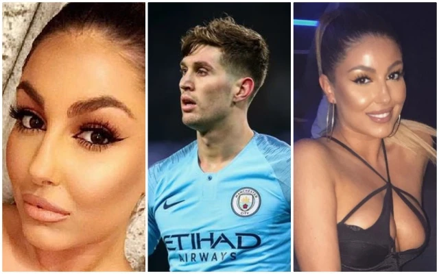 Olivia Naylor đang khiến John Stones mê mệt.