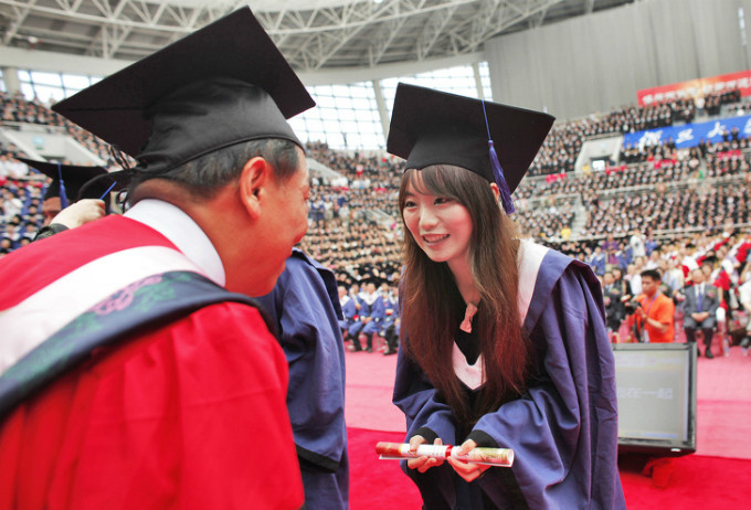 Những quy tắc dạy con của bố mẹ ở các cường quốc châu Á - 4