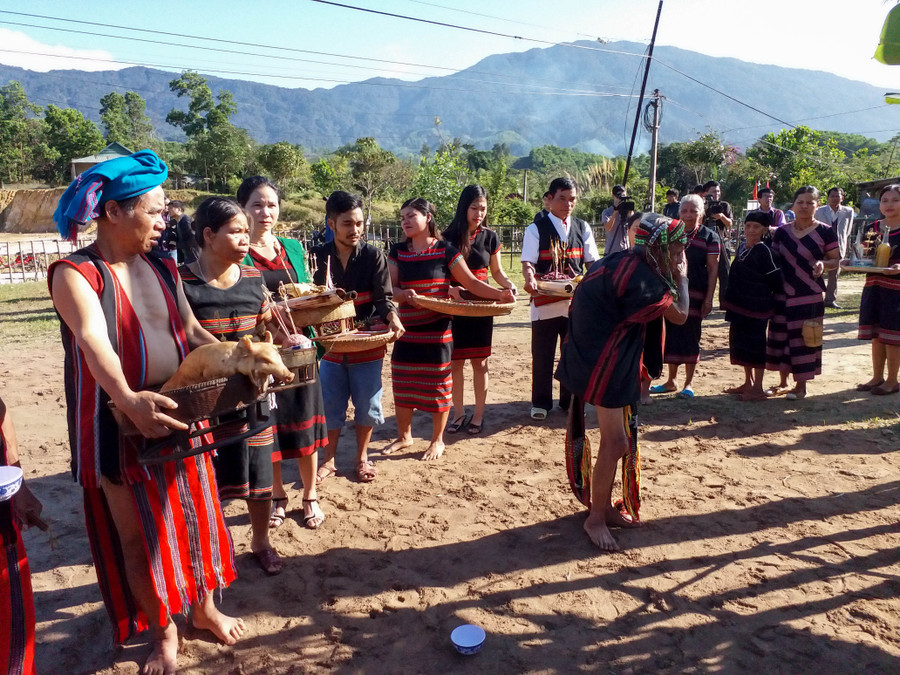 Các nghi lễ được tái hiện tại lễ hội.