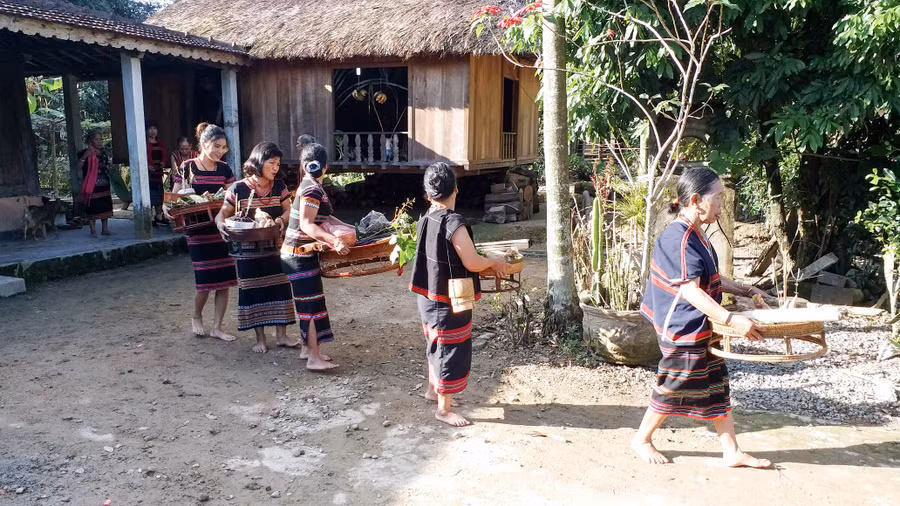 Độc đáo ngày tết truyền thống Aza Koonh của đồng bào Pa Cô ảnh 3 Độc đáo ngày tết truyền thống Aza Koonh của đồng bào Pa Cô ảnh 3