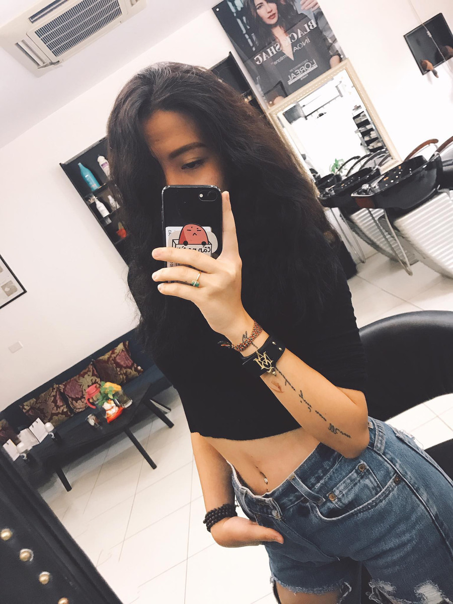 6 cô nàng du học sinh xinh nhất 2018: Người là bạn gái cầu thủ, người body như hotgirl, người giành học bổng khủng 15 tỷ đồng - Ảnh 19. 6 cô nàng du học sinh xinh nhất 2018: Người là bạn gái cầu thủ, người body như hotgirl, người giành học bổng khủng 15 tỷ đồng - Ảnh 19.