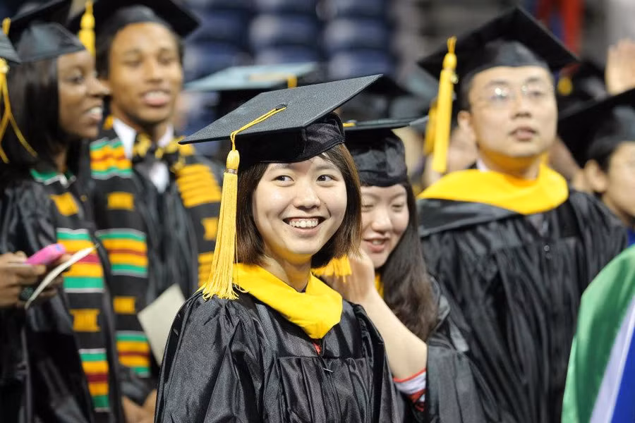 Chiến lược cắt giảm chi phí du học - Ảnh 1.