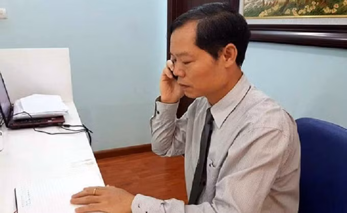 Luật sư Trần Xuân Tiền chia sẻ, điều ông mong muốn là hàn gắn cho những cặp vợ chồng bên bờ vực ly hôn. Lý do bất ngờ khiến chủ khách sạn ly hôn sau 30 năm chung sống