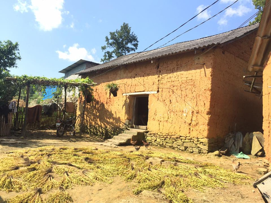 Nhà trình tường, không gian sinh sống của người Hà Nhì trên đỉnh A Pa Chải