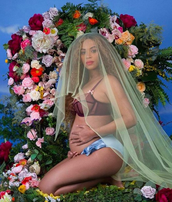 Sự thật gây sốc về bức ảnh được like nhiều nhất trên Instagram ảnh 5 20 hình ảnh được like nhiều nhất trên Instagram: Cristiano Ronaldo, Kylie Jenner chiếm quá bán nhưng vị trí số 1 mới thực sự gây sốc