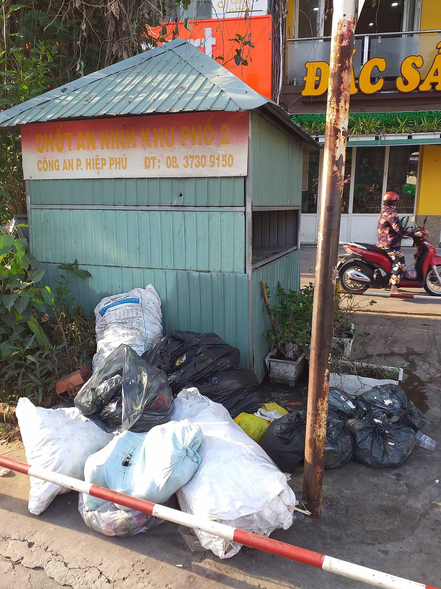 Ảnh chụp ngày 12/1 tại chốt an ninh khu phố 2 Ảnh chụp ngày 12/1 tại chốt an ninh khu phố 2