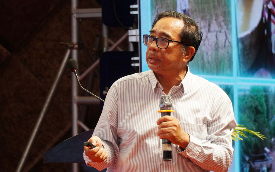 PGS.TS Lê Anh Tuấn trao đổi tại hội thảo.