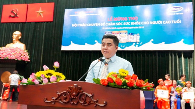 Ông Nguyễn Văn Quang - Giám đốc kinh doanh miền Tp.HCM phát biểu tại buổi lễ