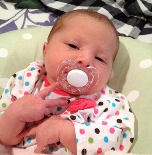 Tạo dáng chụp ảnh chuyên nghiệp.