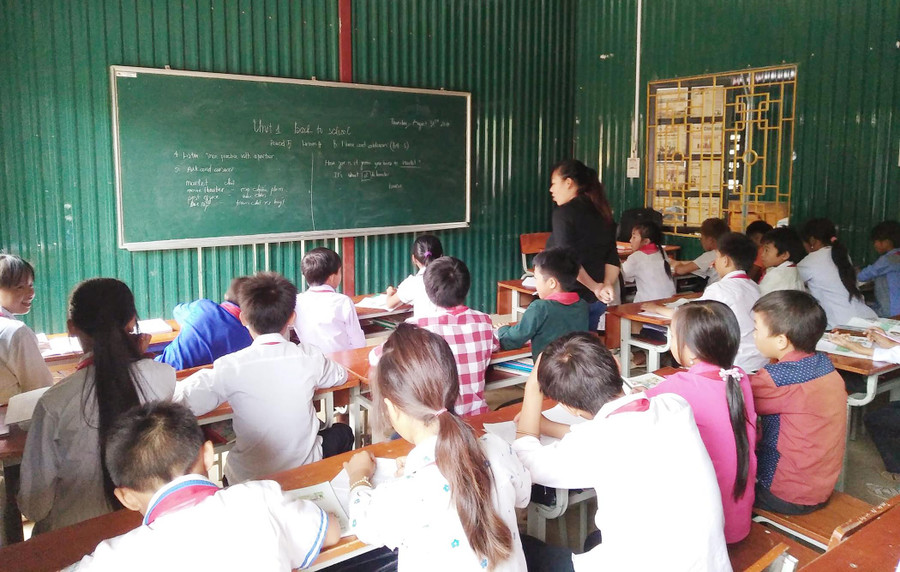 Phòng học tại Trường PTDTBT THCS Khao Mang (Yên Bái) Phòng học tại Trường PTDTBT THCS Khao Mang (Yên Bái)