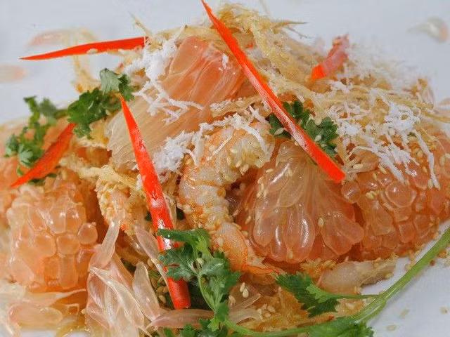 Gà hấp bưởi món ăn “có một không hai” của người Đồng Nai