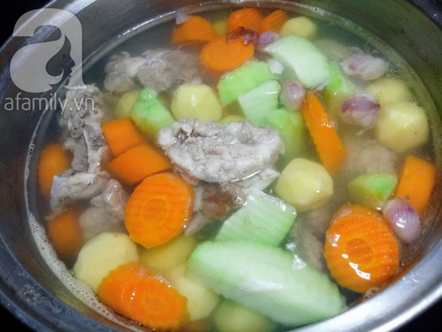 Canh xương hầm rau củ ảnh 4 Canh xương hầm rau củ ảnh 4