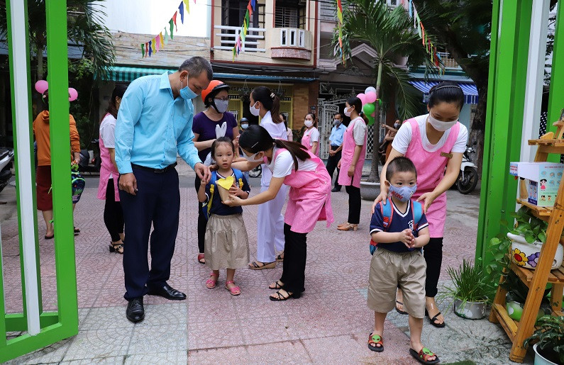 Không khí nhộn nhịp tại các trường mầm non trên địa bàn TP. Đà Nẵng trong ngày nhập học.