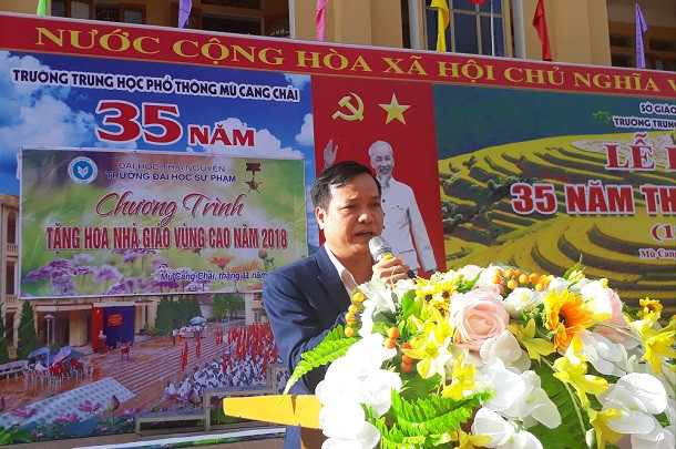 PGS.TS Mai Xuân Trường phát biểu tại Chương trình Tặng hoa nhà giáo vùng cao PGS.TS Mai Xuân Trường phát biểu tại Chương trình Tặng hoa nhà giáo vùng cao