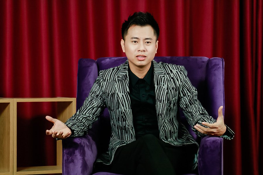 Dương Cầm lại ‘gây bão’: Tôi chỉ nghe ca sĩ hải ngoại hát Bolero! Dương Cầm: