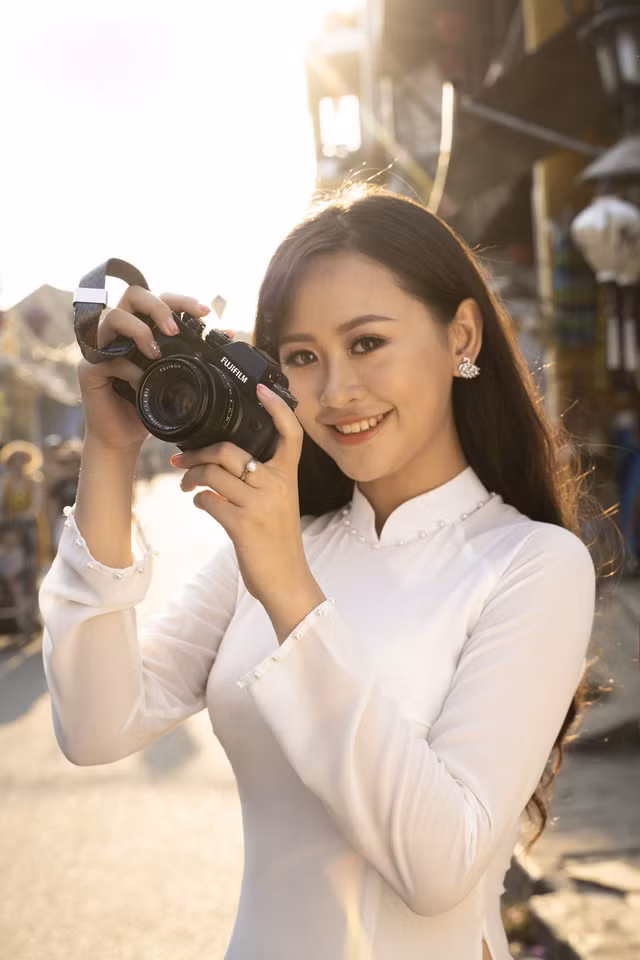  Tình cờ được biết đến cuộc thi do một chị khóa trên tham dự Imiss Thăng Long mùa trước, Hoàng Anh đã đăng ký tham dự và giành giải cao nhất. 