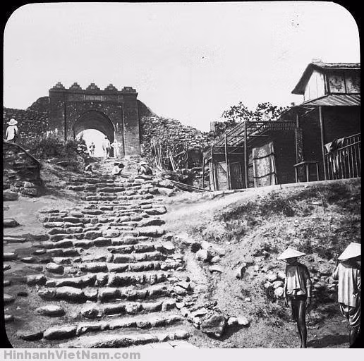 Đường qua đèo hải Vân xưa