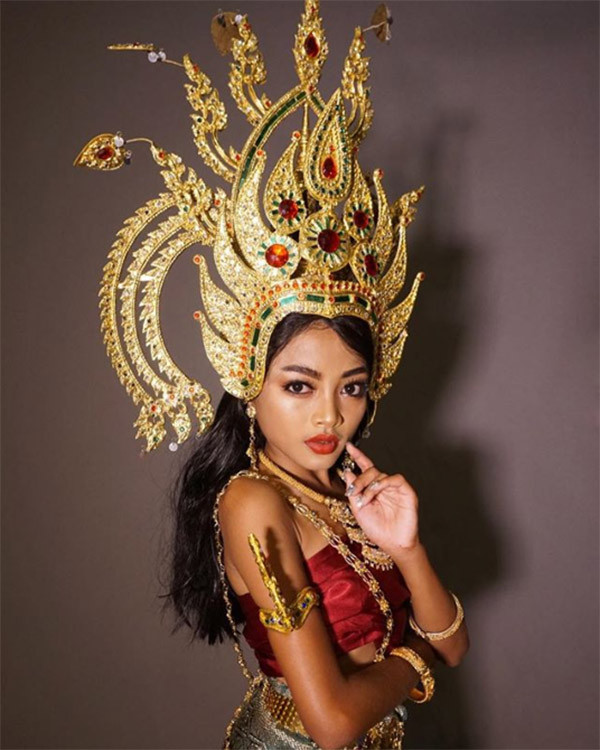 cau be 12 tuoi gia gai gay sot, ai biet duoc gioi tinh cung deu soc hinh anh 3